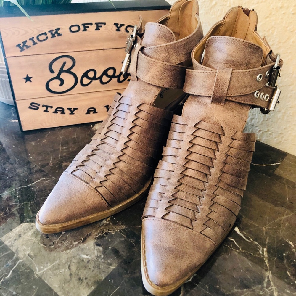 Booties Shoes by Qupid Biege